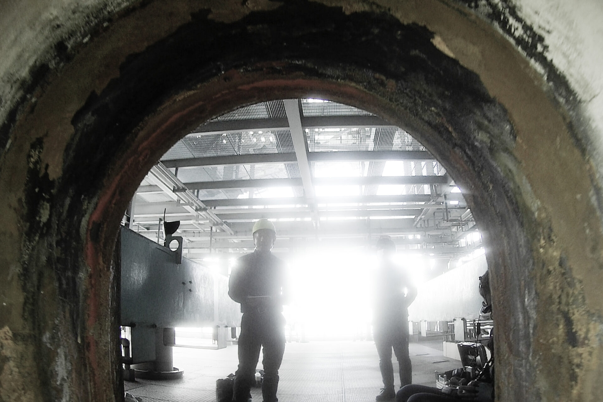 ドローン狭隘部点検